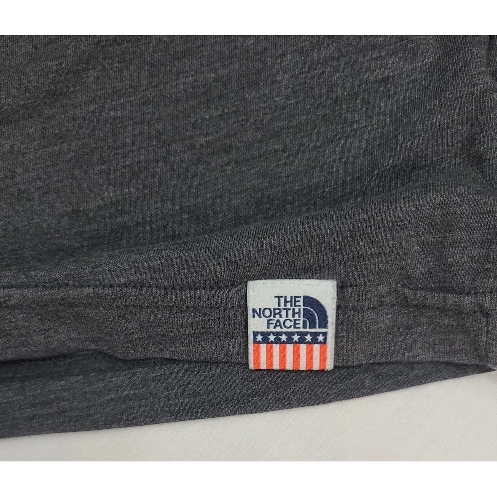 North Face Shirt Mens Large Short Sleeve Crew Neck Lightweight‎ Gray